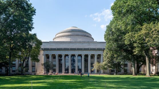 What SAT Score is required for MIT?